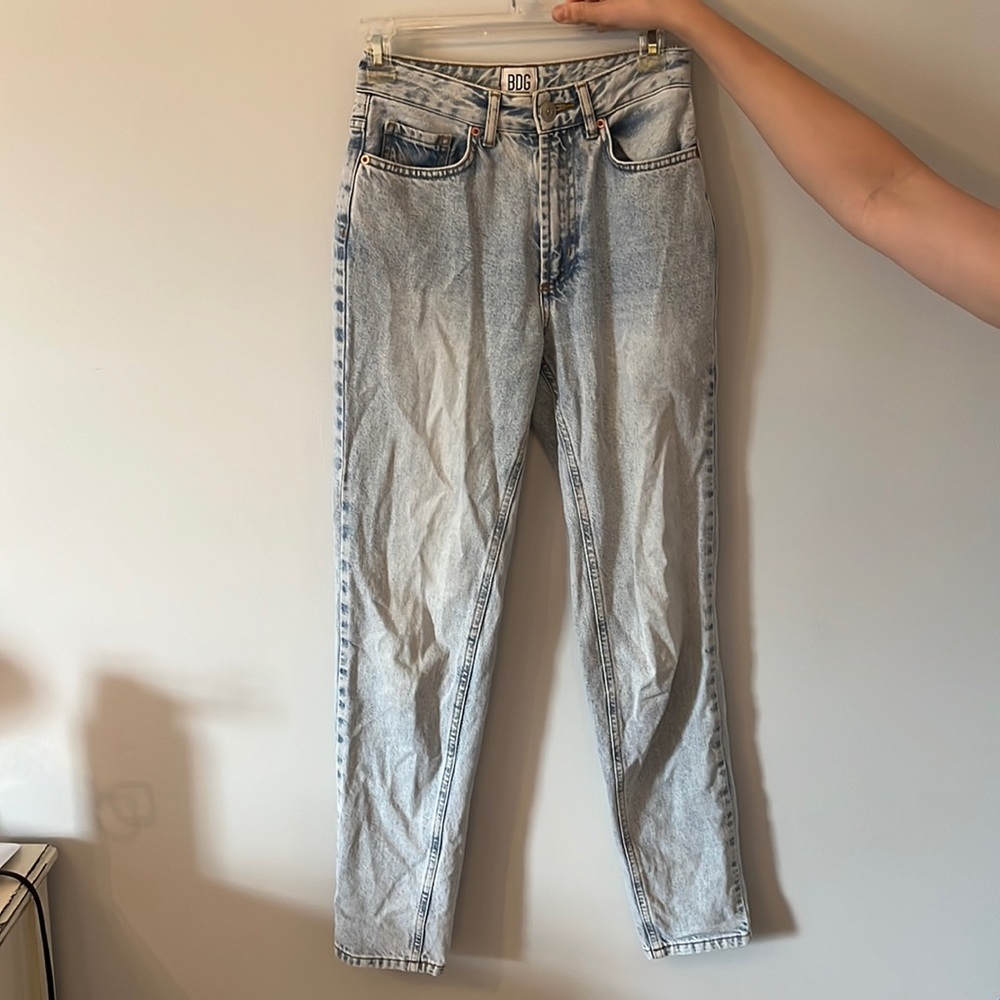 BDG urban outfitters high rise mom jeans size 24 great condition
